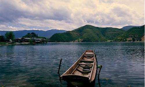 泸沽湖海拔高度多少米_泸沽湖最佳旅游时间